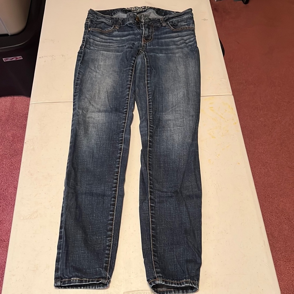 Size 2 American Eagle jeans. Super stretch